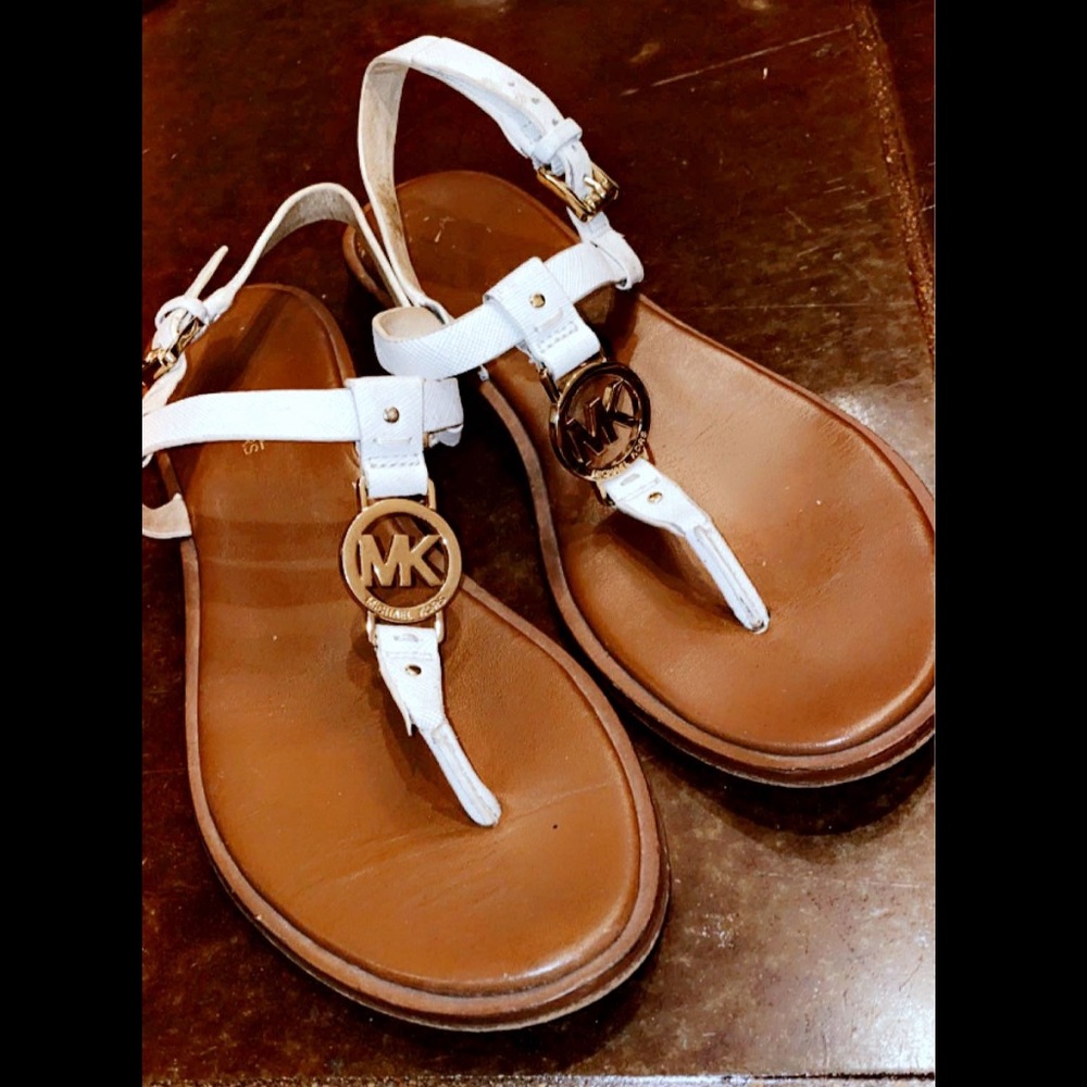 I am selling my favorite MK sandals!!!